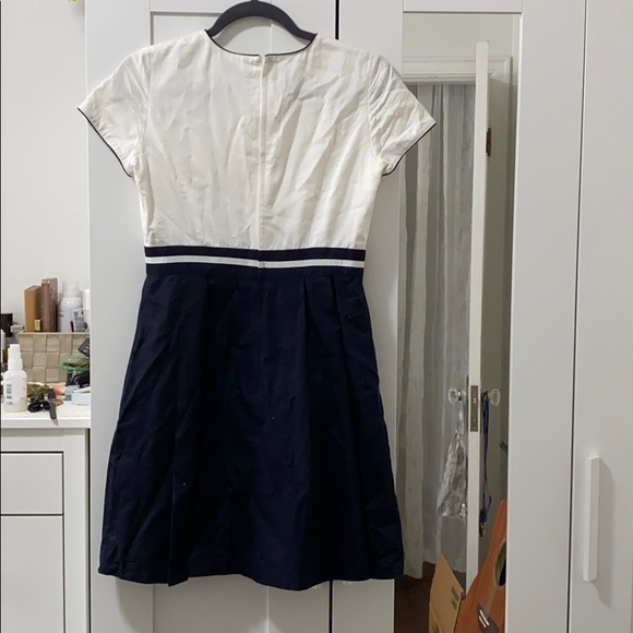Short sleeves dress - Picture 2 of 2
